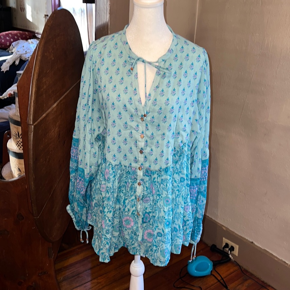 Spell Utopia Blouse in Pacific XL